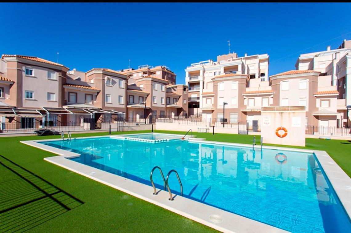 Adosado Obra Nueva Residencial De Lujo Villa Santa Pola Luaran gambar